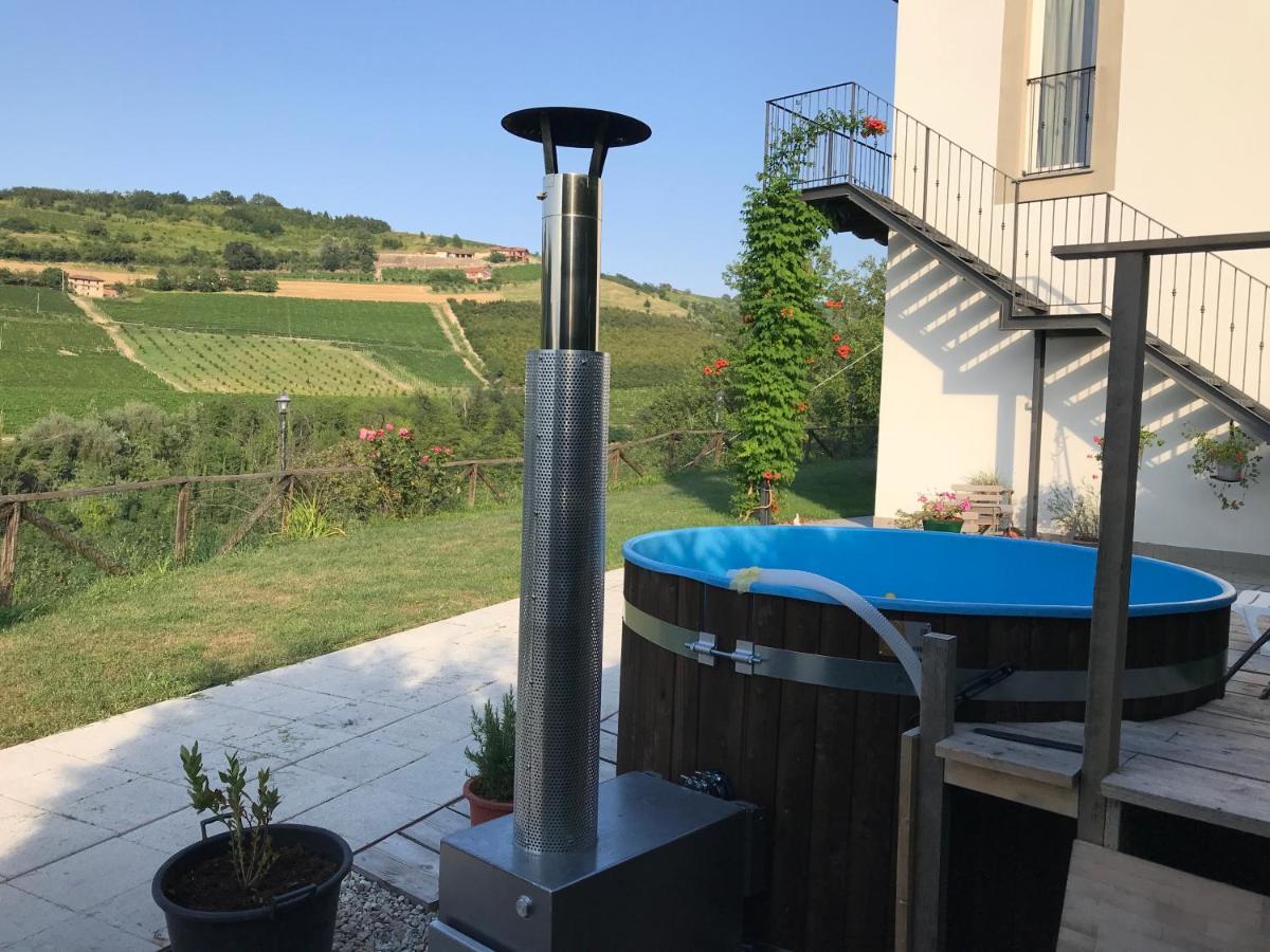 B&B Mario & Mario Trezzo Tinella ภายนอก รูปภาพ